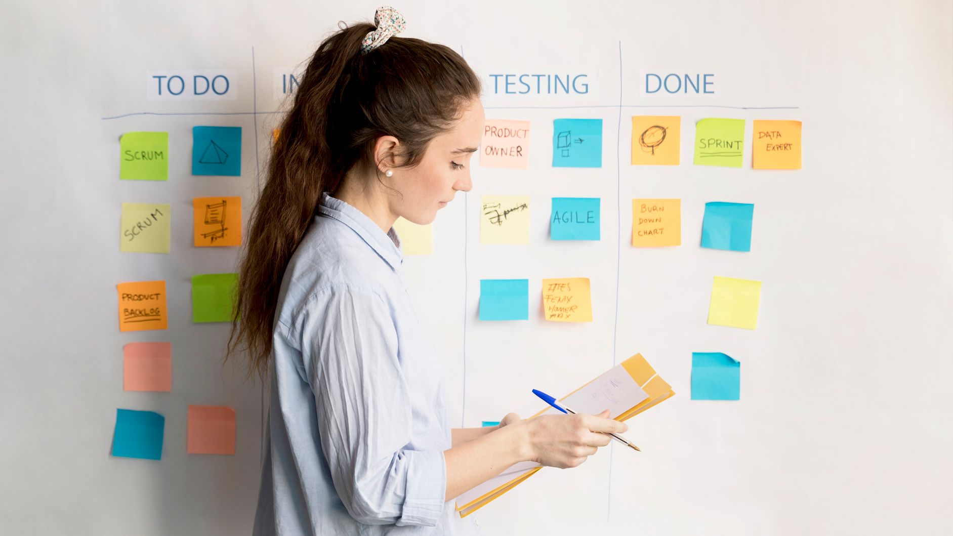 adult-woman-planning-project-office_3_27.jpg